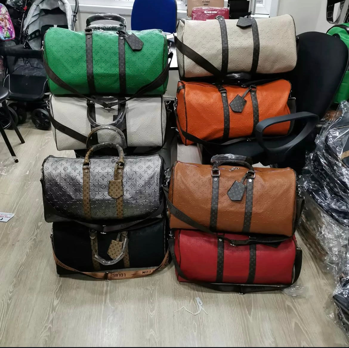 Gucci Large Tote Bag – Luxury & Elegance