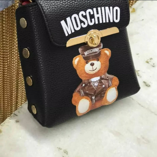 Moschino Shoulder Bag – Chic & Modern Elegance